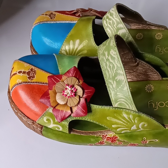 Artisan Green and Blue Mules with Floral Accents - Picture 5 of 10